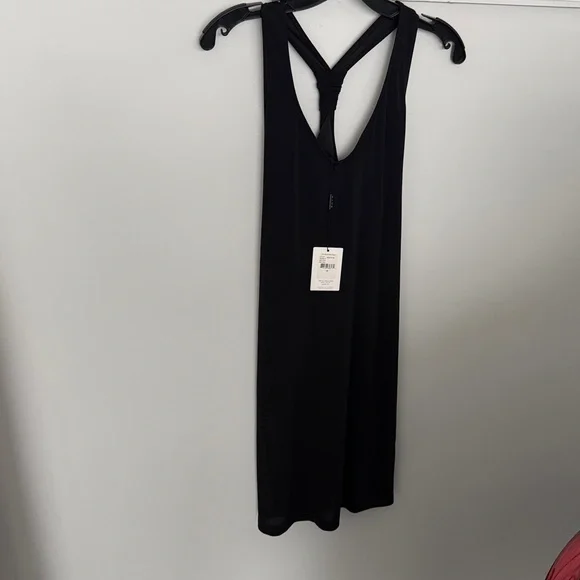 SHAN Elegant Black Garment - Picture 2 of 4